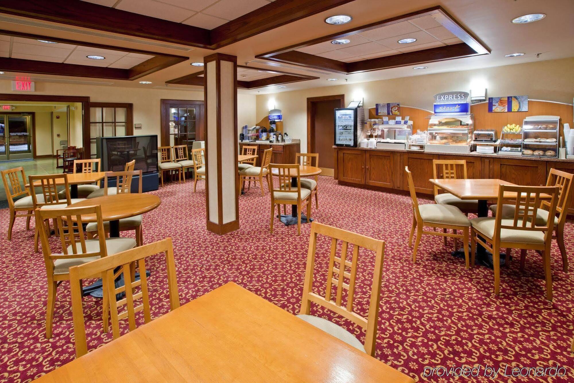 Holiday Inn Express Hotel & Suites Greenville By Ihg Exteriör bild