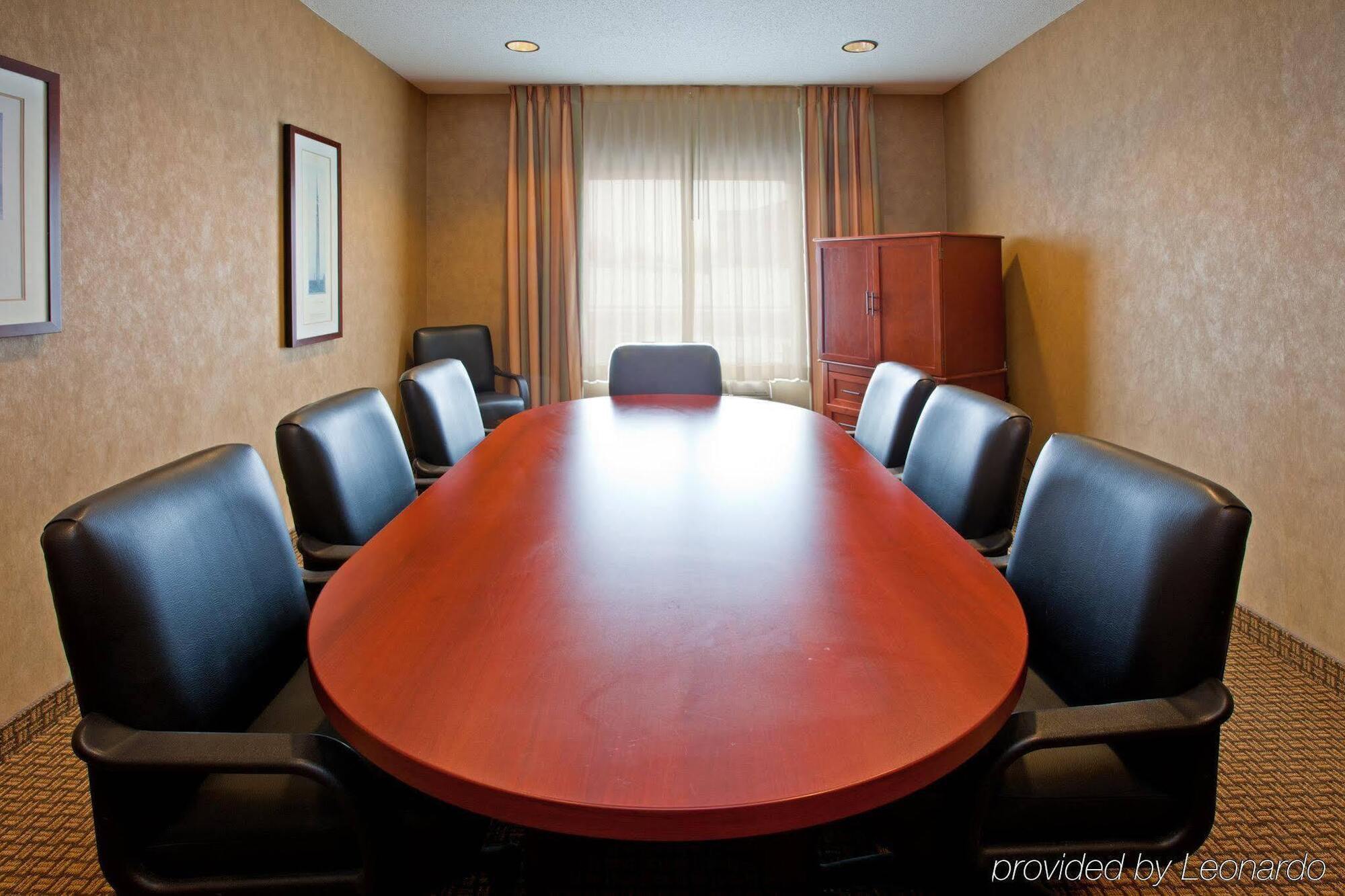 Holiday Inn Express Hotel & Suites Greenville By Ihg Exteriör bild