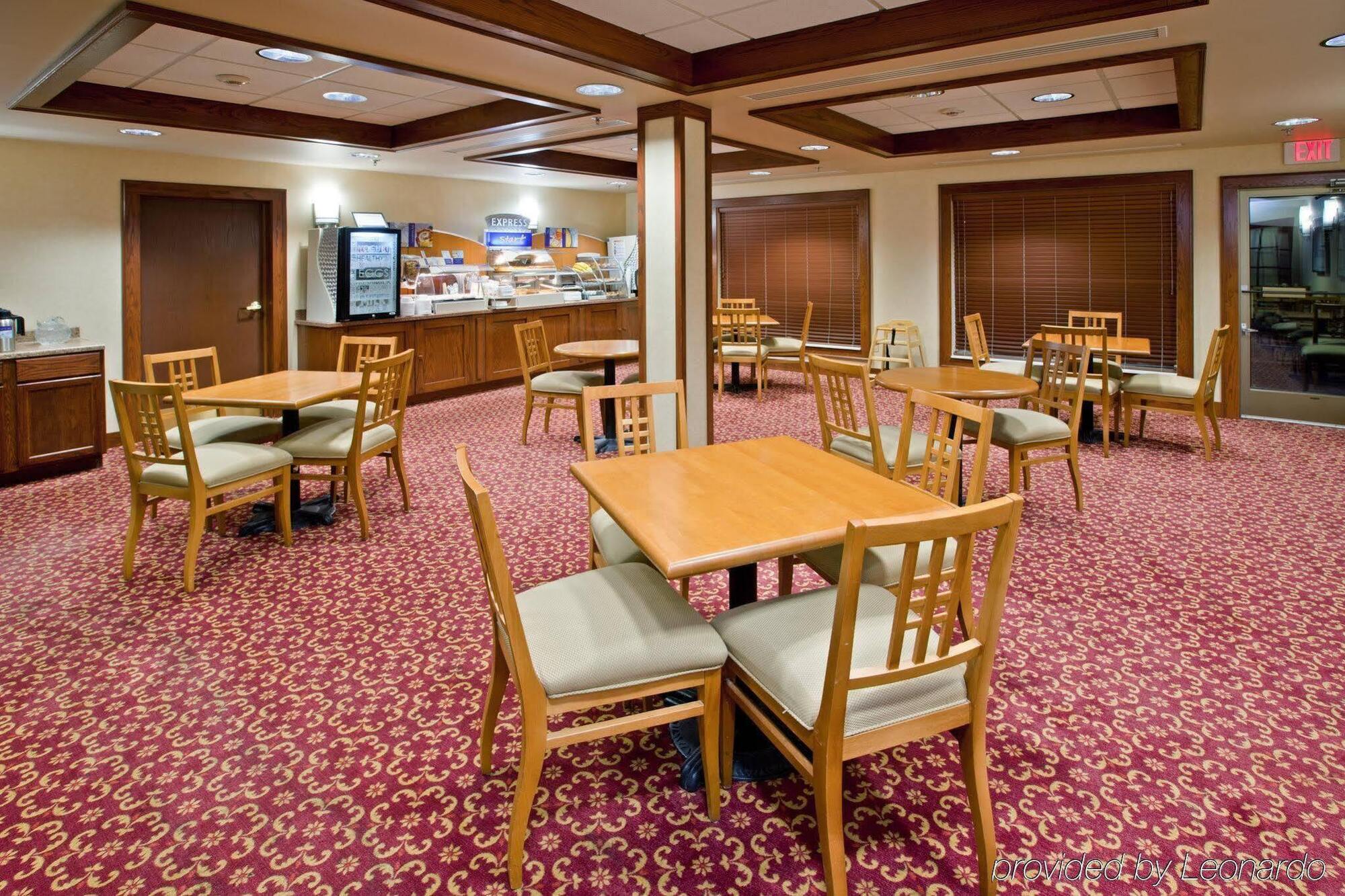 Holiday Inn Express Hotel & Suites Greenville By Ihg Exteriör bild